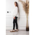 Virágos pulcsi fehér