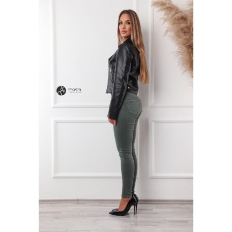 Ezüst cippes & szegecses műbőr dzseki fekete