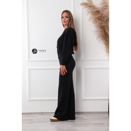 Kapucnis pulcsis, bőszárú nadrágos kötött szabadidő szett fekete