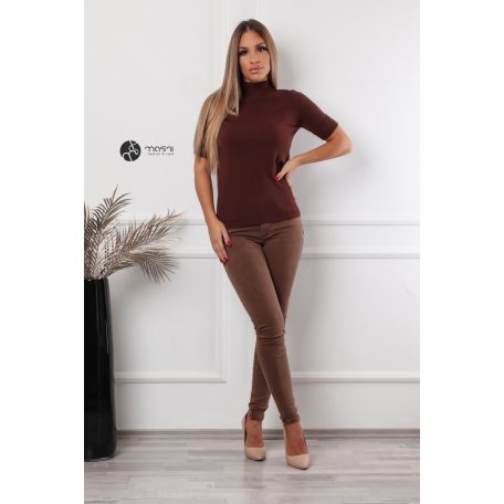 Rövid & gombos ujjú, kötött felső barna