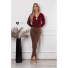 V nyakú, hosszú ujjú, arany kellékes poli body bordó