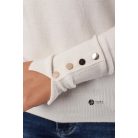 Ujján arany gombos kötött pulcsi fehér