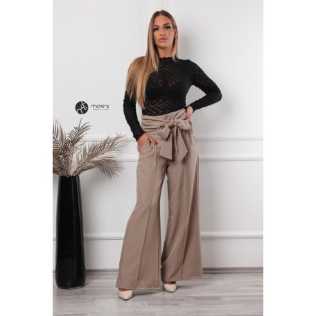 Virágos necc felső fekete