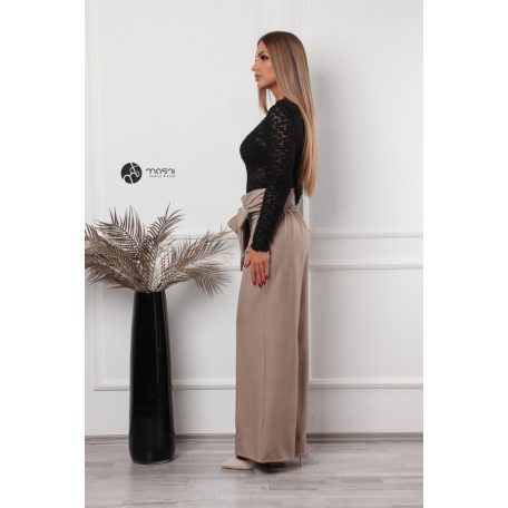 Virágos necc felső fekete