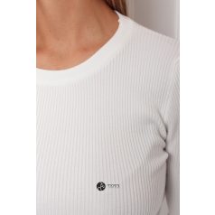 Bordás anyagú kötött felső fehér