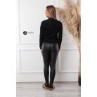 Magas nyakú anyagában csíkos kötött pulcsi fekete