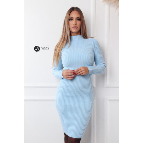 Bordás félgarbós nyakú kötött ruha világoskék