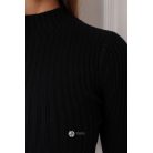 Bordás félgarbós nyakú kötött ruha fekete