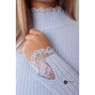 Csipkés magas nyakú kötött felső világoskék