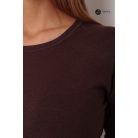Kerek nyakú basic kötött felső sötétbarna