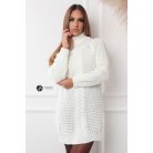 Garbós nyakú középen fonott mintás kötött ruha fehér