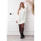 Garbós nyakú középen fonott mintás kötött ruha fehér