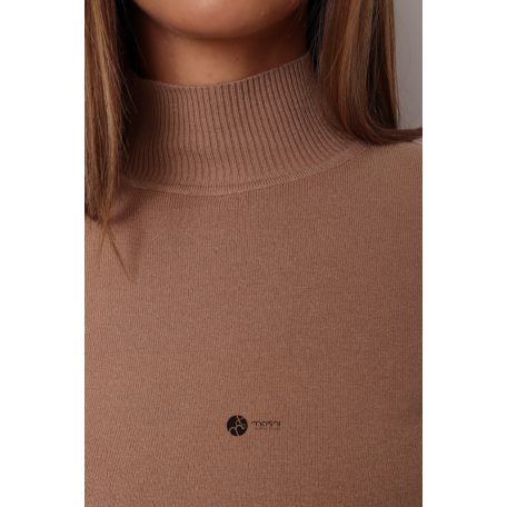 Félgarbós nyakú kötött basic felső camel