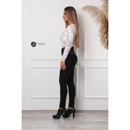 Virágos necc felső fehér