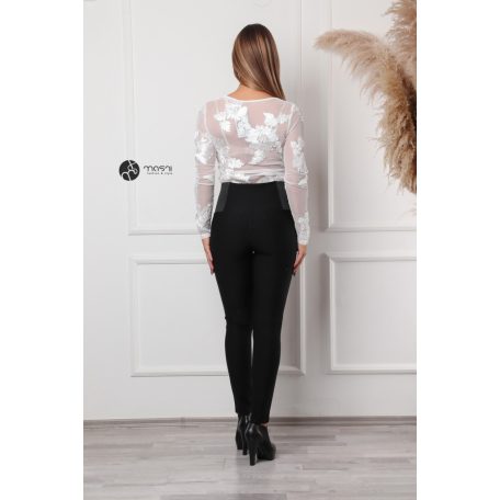 Virágos necc felső fehér