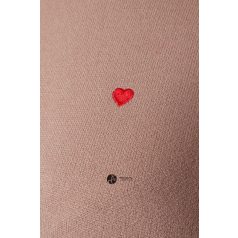 Hímzett szívecskés kötött pulcsi barna