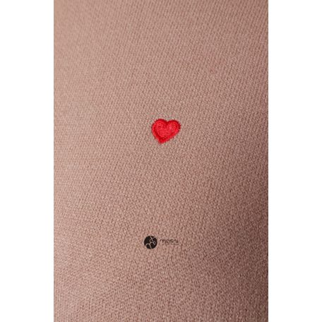 Hímzett szívecskés kötött pulcsi barna