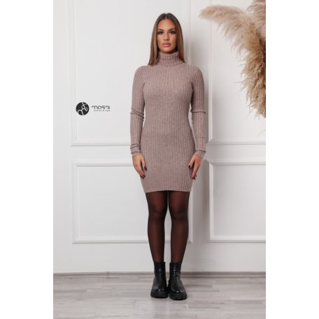 Garbós nyakú, bordás anyagú kötött ruha fangó