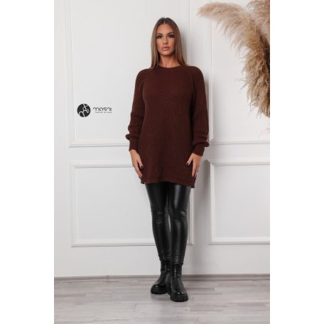 Kerek nyakú kötött pulcsiruha csokibarna