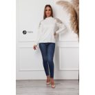 Gyöngyös vállú kötött pulcsi fehér