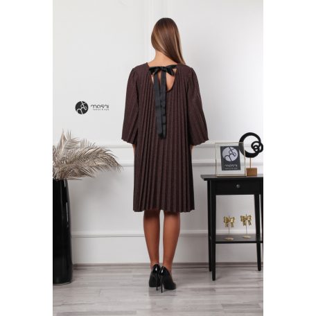 Hátán masnis, pliszírozott oversize ruha csillogó barna