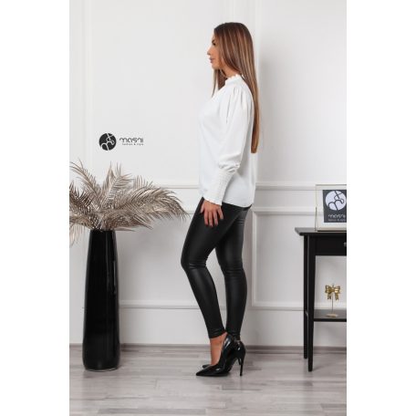 Magas rakott nyakú, hosszú ujjú, egyszínű felső fehér